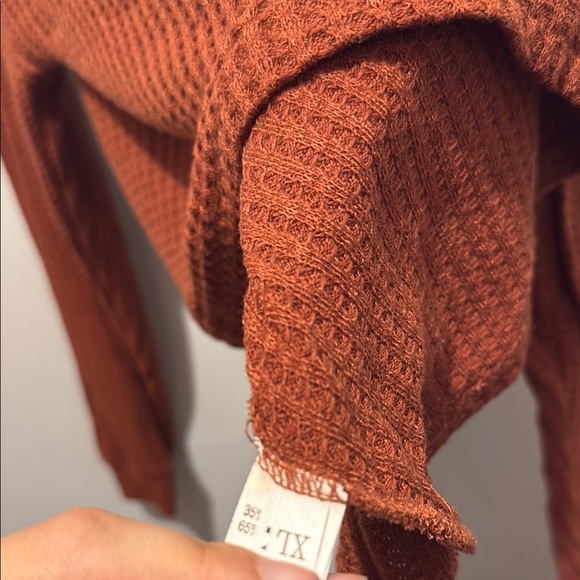 SHEIN XL Rust Waffle Knit Long Sleeve Top - Picture 3 of 7